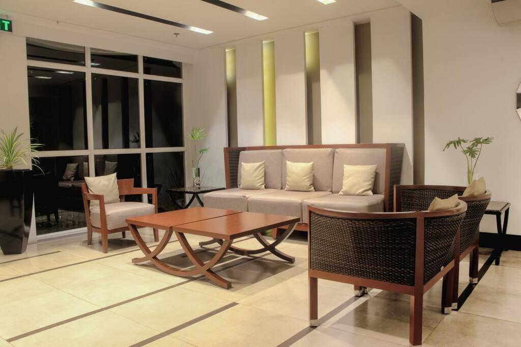 Apartment Cozy 1 Bedroom In Newcoast Yapak